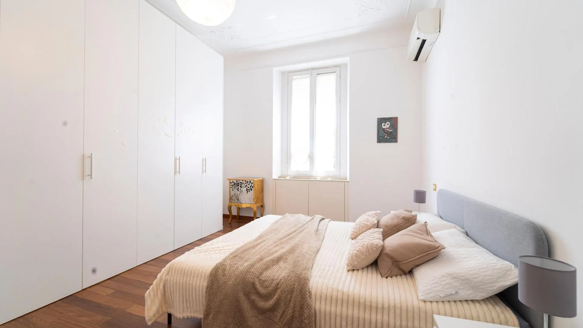 Luxury Apartment In Central Station - Pergolesi 24 Milan Italy