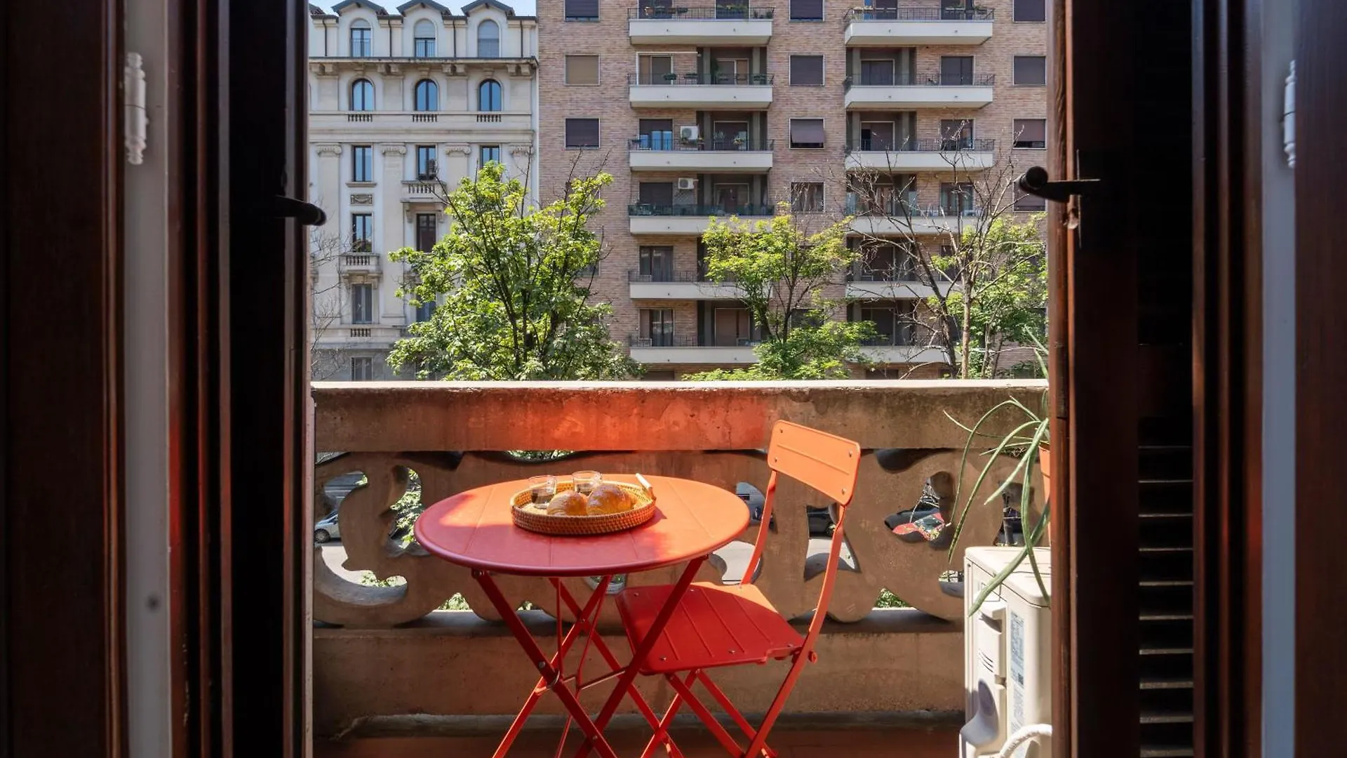 Luxury Apartment In Central Station - Pergolesi 24 Milan Italy