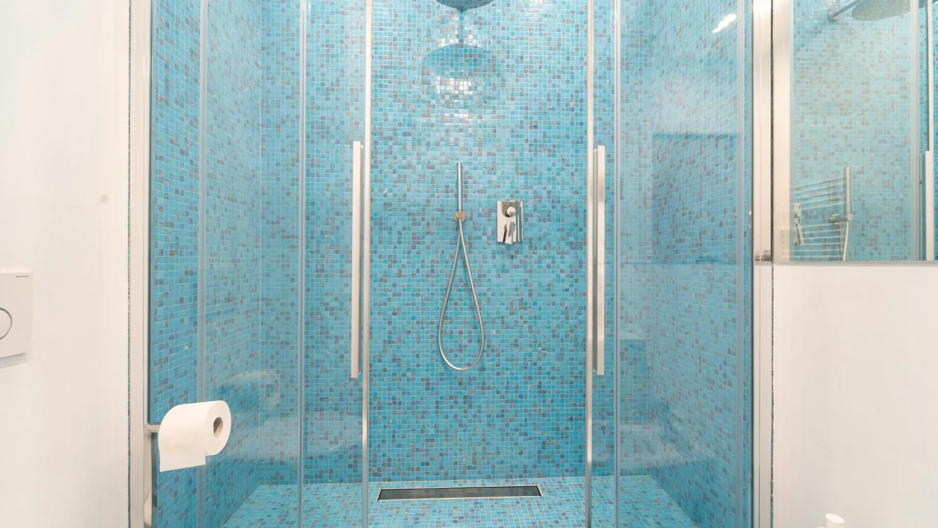 Luxury Apartment In Central Station - Pergolesi 24 Milão 0*,  Itália